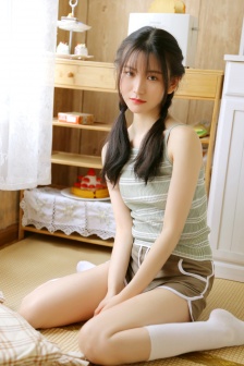 引诱我的巨乳女邻居